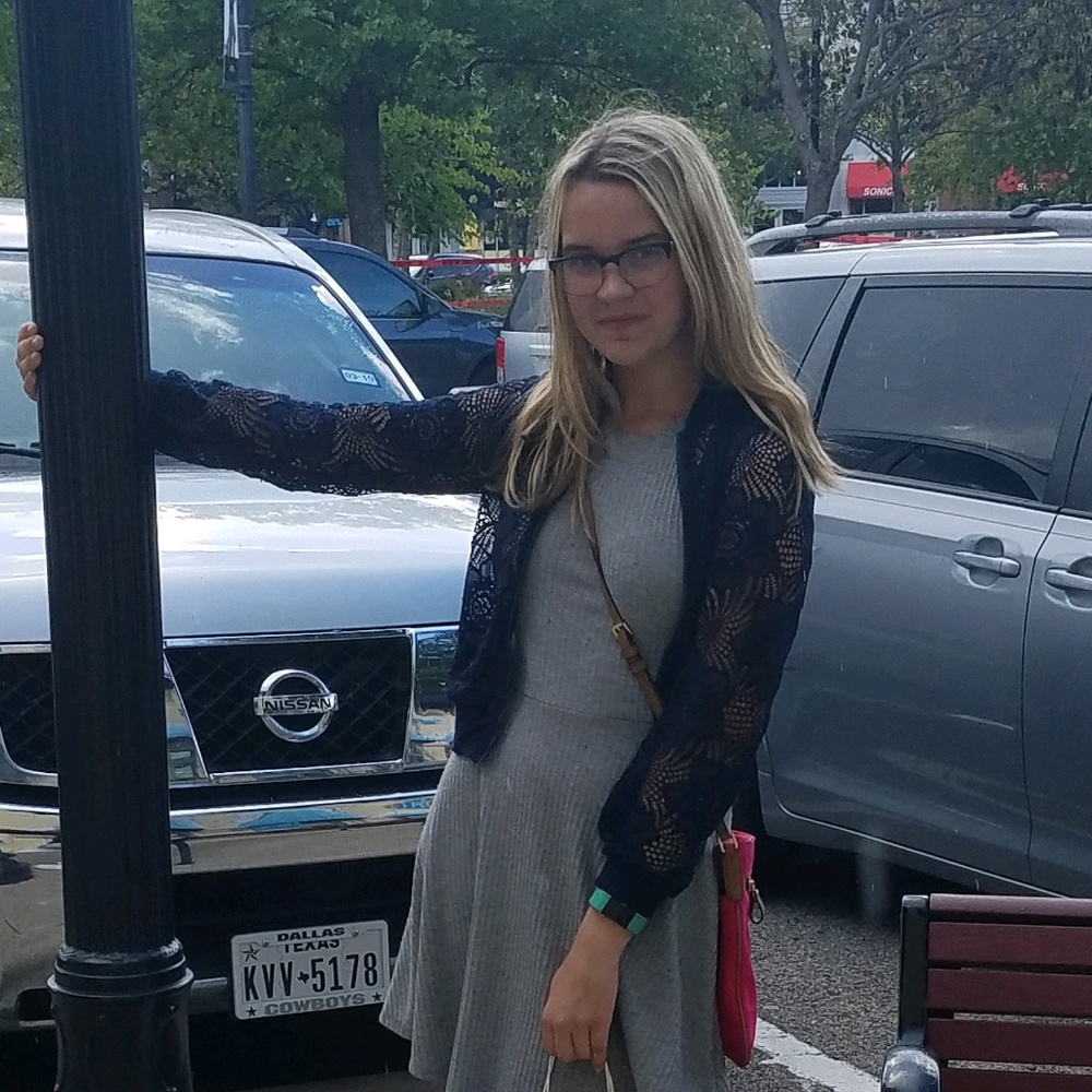 Meet your Posher, Riley